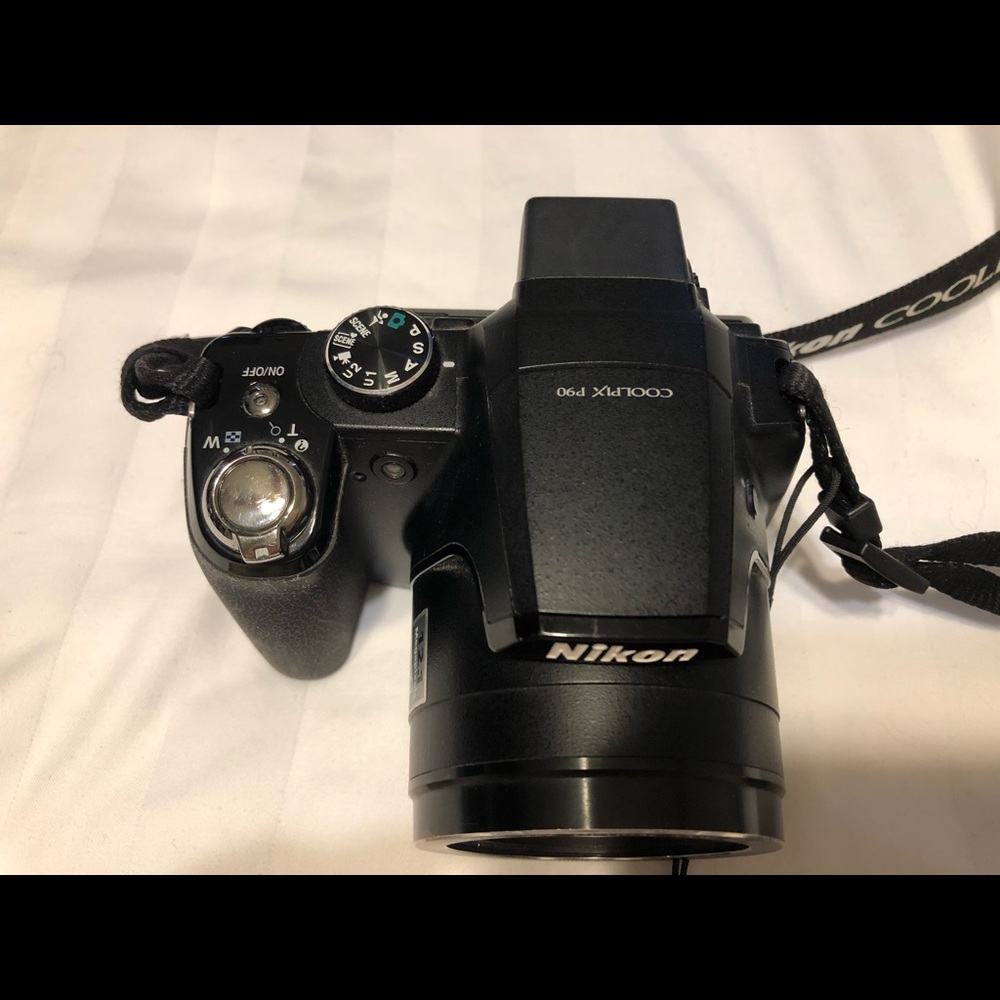 Nikon Cool Pix P90